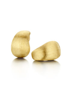 Nanis Cahemire oorsieraden